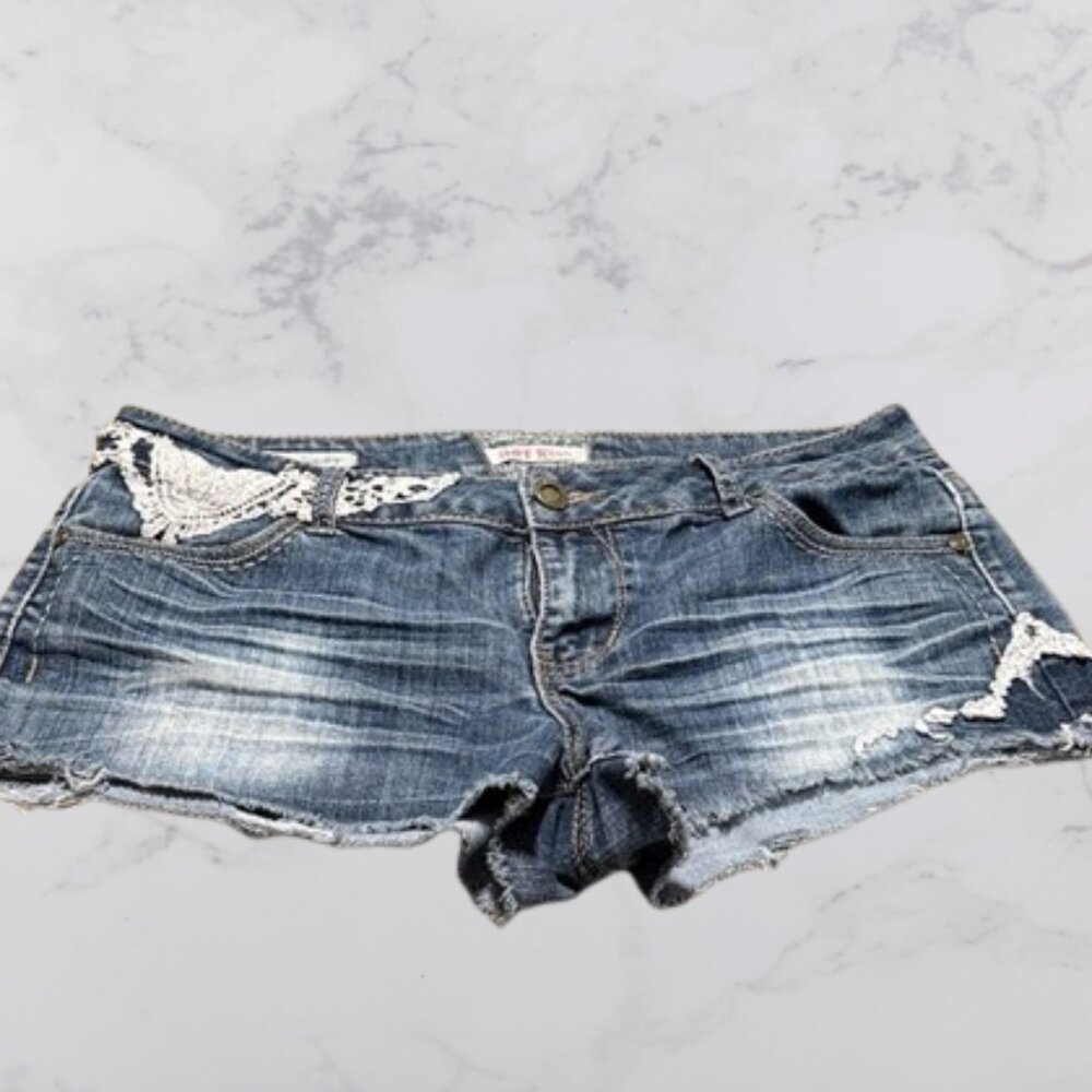 Hot Kiss Size 13 Junior's Shorts